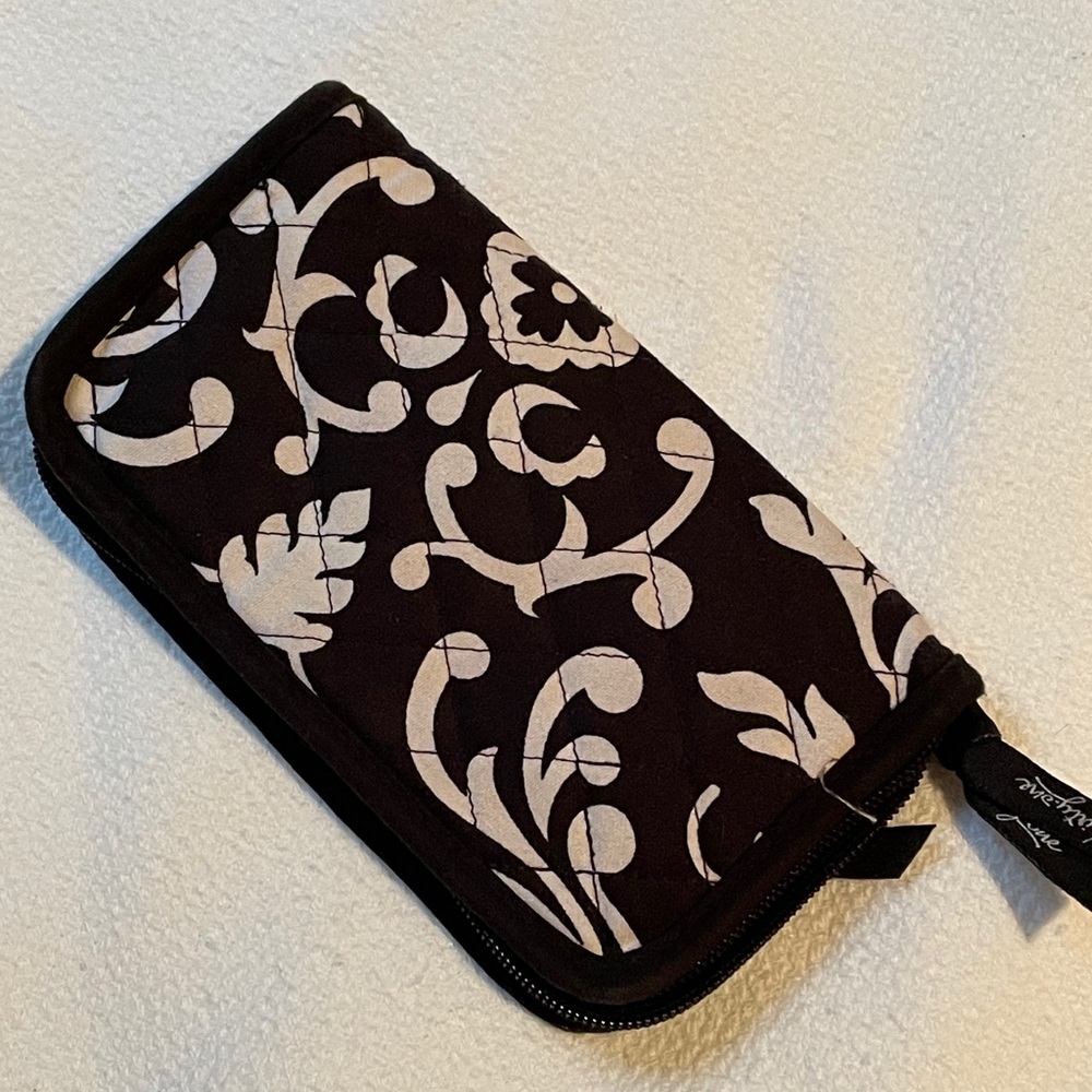 Thirty-one patterned wallet